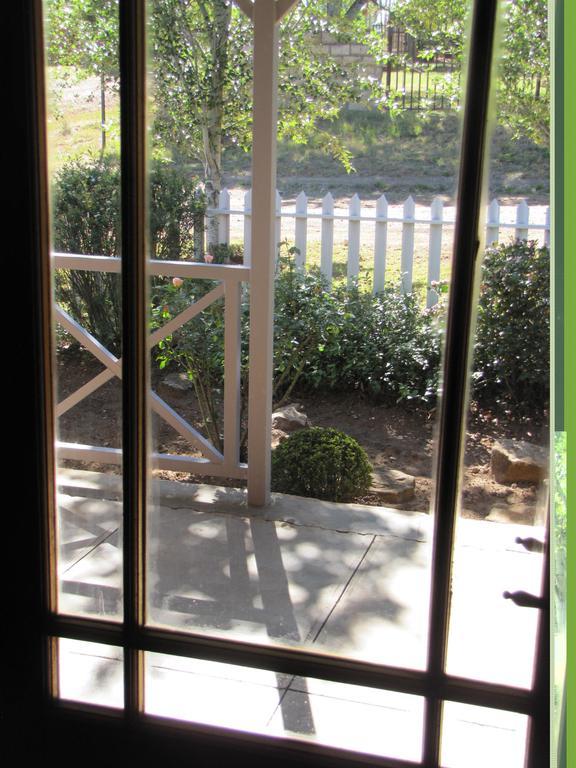 Sandstone Chameleon Guest House Fouriesburg Ngoại thất bức ảnh